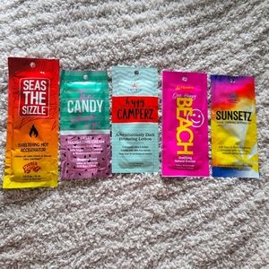 5 Tanning Lotion Packets!